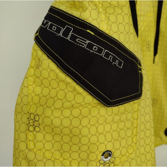Volcom Bumble Bee Honeycomb Geometric Yellow Surf Skate Board Shorts Mens 32 - Picture 3 of 8
